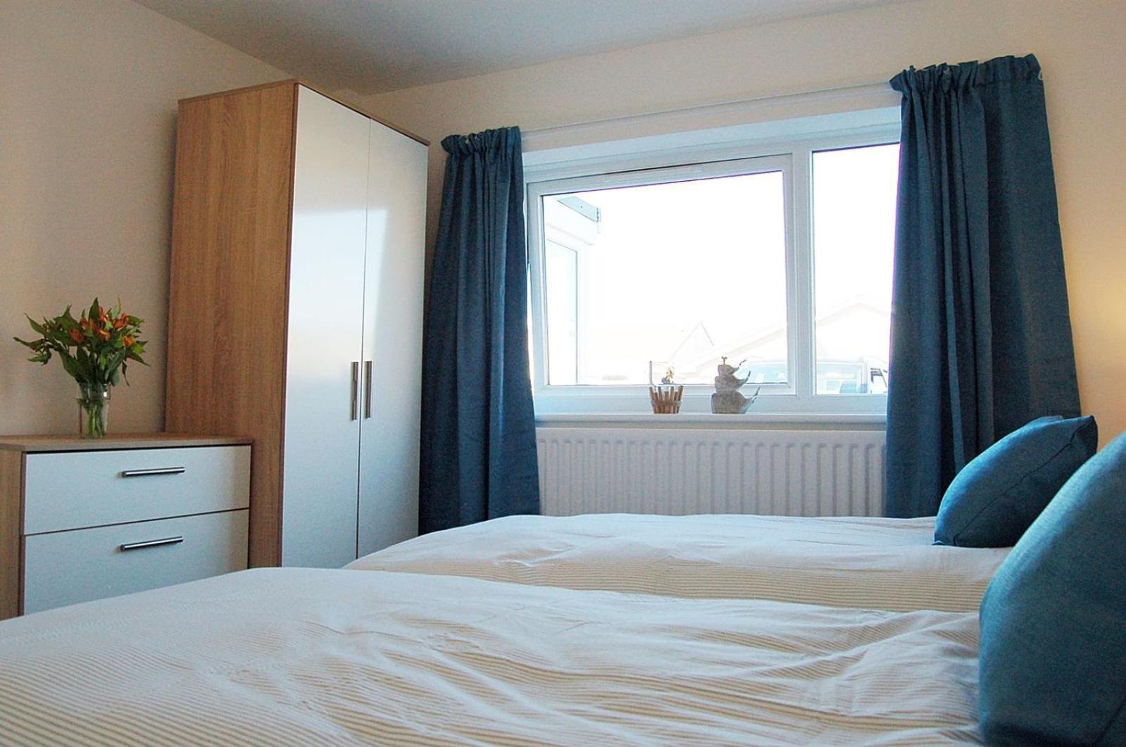 Sunny Side Up Beach House In Tywyn Exterior photo